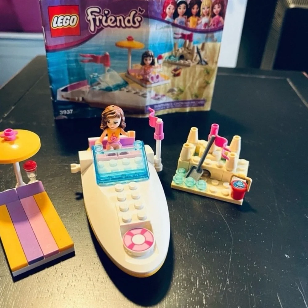 LEGO Friends Olivia’s Speed Boat 3937 With Instructions No Box